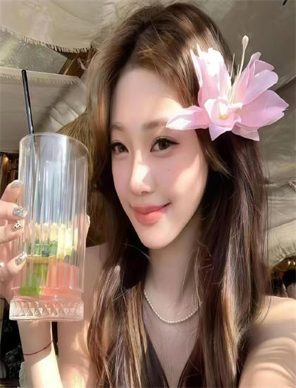 《绿苑春浓》年龄分级指南：适龄观众与内容警示