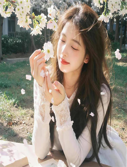 好女巫 第二季GoodWitchSeason2的技术突破：美术设计实现开创性的技术应用 影响未来电影的发展方向